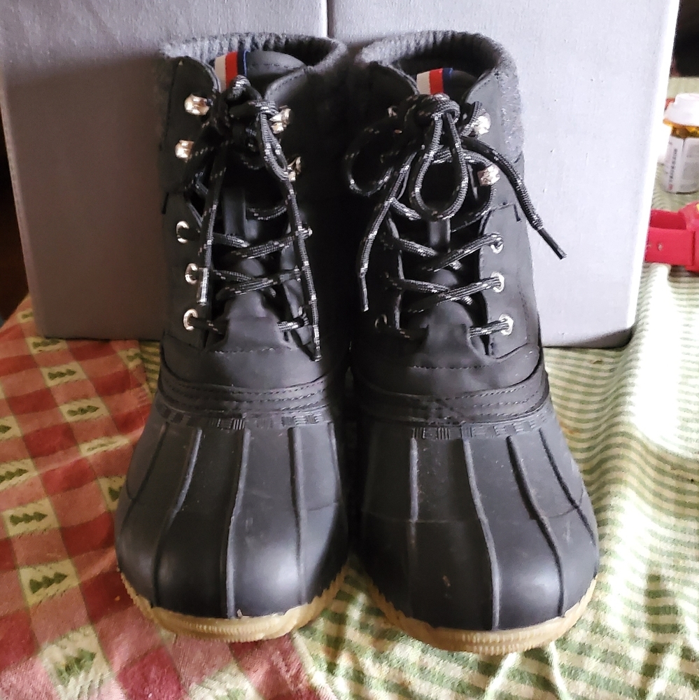 Tommy Hilfiger Duck Boots
